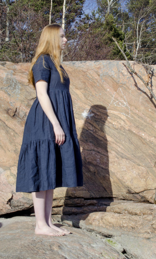 Gathered linen laura dress in navy, made in finland