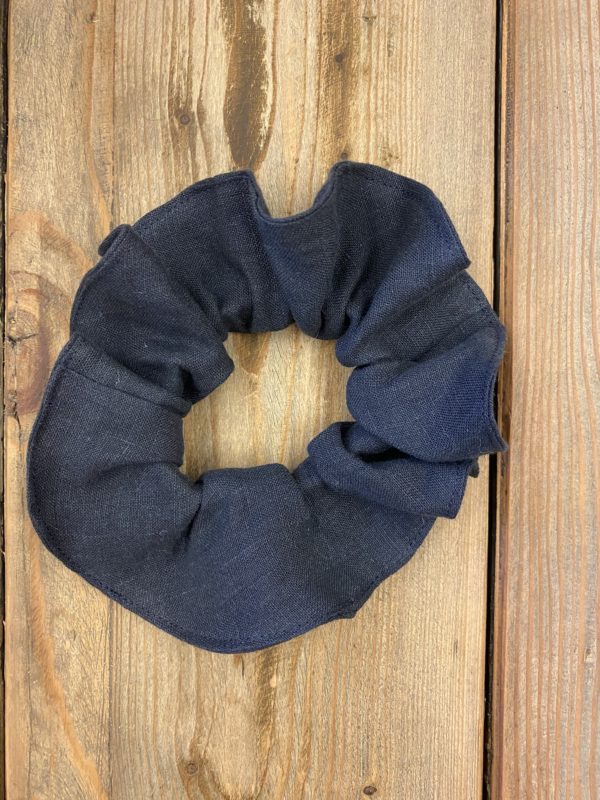 the maker linen scrunchie dark blue